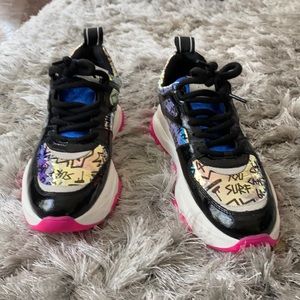 Black, silver and blue p448  Birmania sneakers